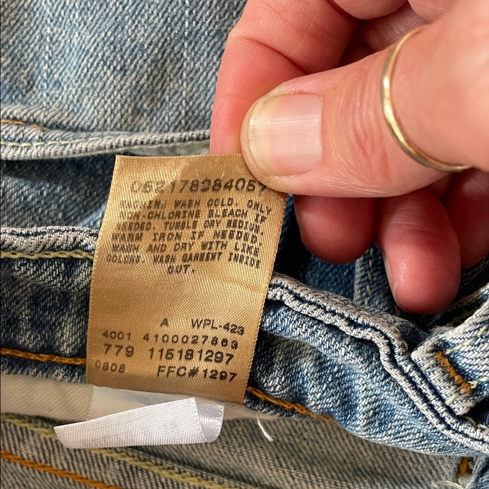 Levi's Ladies 518 Super Low Boot Cut Light Blue Jeans - Picture 9 of 13